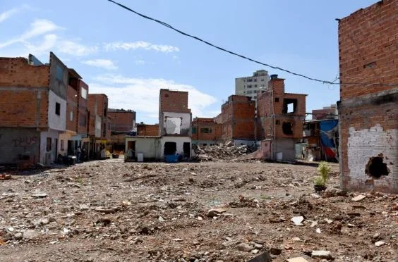 Tarcísio mostra nova perspectiva para a Favela do Moinho