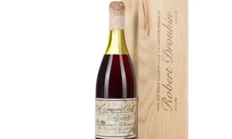 Vinho francês de 1945 é leiloado por R$ 4,2 milhões e bate recorde