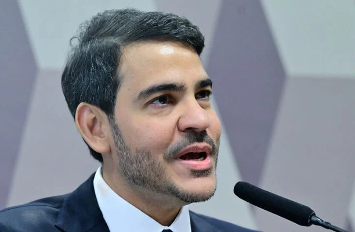 Messias chega à sabatina no Senado: ‘Deus abençoe a todos’
