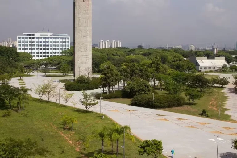 Brasil tem 51 universidades federais em estado de greve