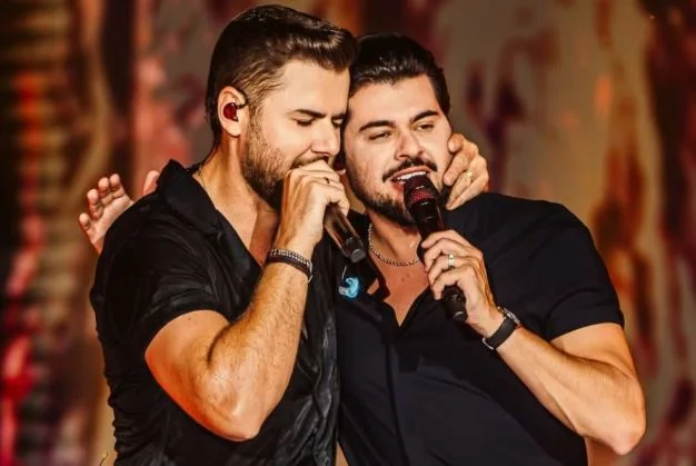 Zé Neto e Cristiano têm música com referência a Vorcaro barrada pela Justiça