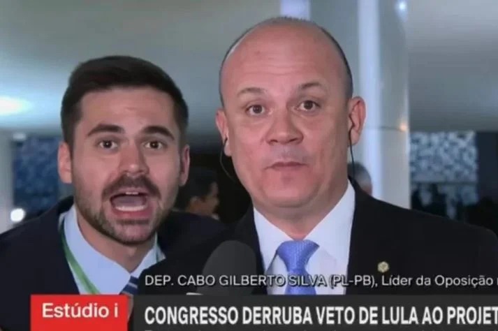 Câmara demite assessor de Janones após invasão de programa ao vivo na GloboNews