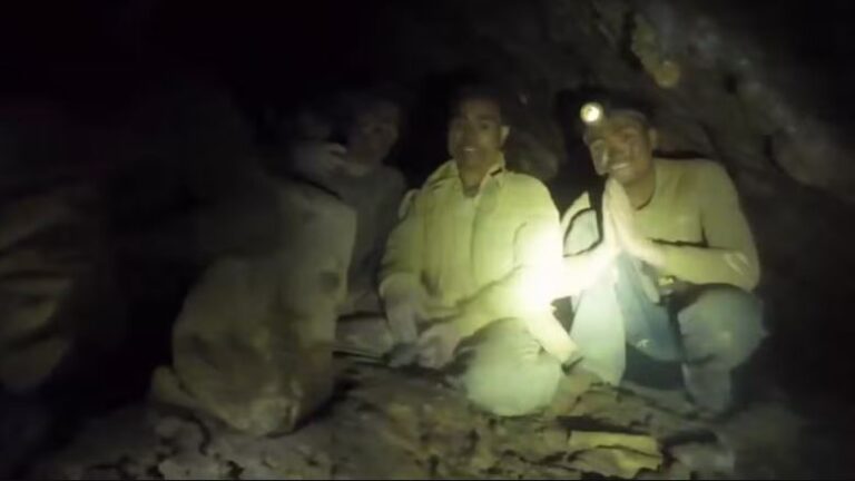 Grupo é resgatado com vida após uma semana preso em caverna no Laos