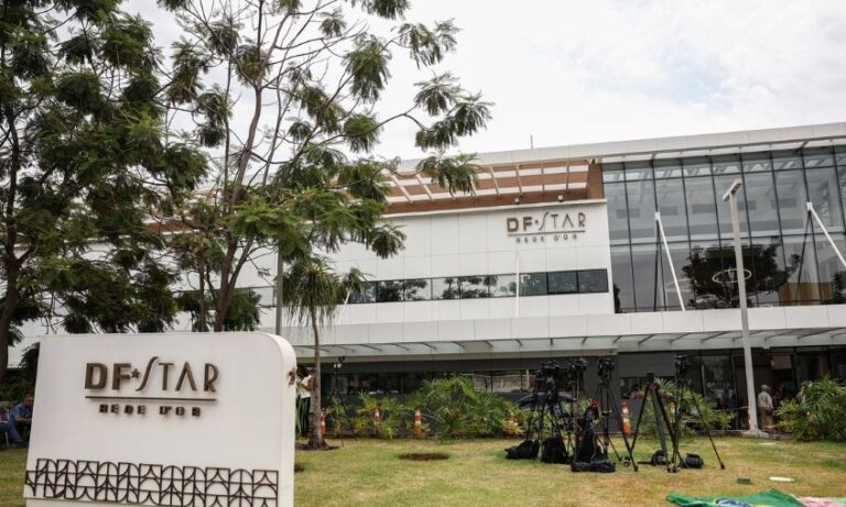 Termina cirurgia de Bolsonaro no DF Star; saiba detalhes
