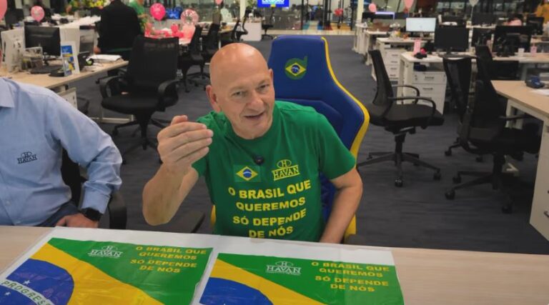 Justiça quer proibir bandeira do Brasil em sacolas da Havan