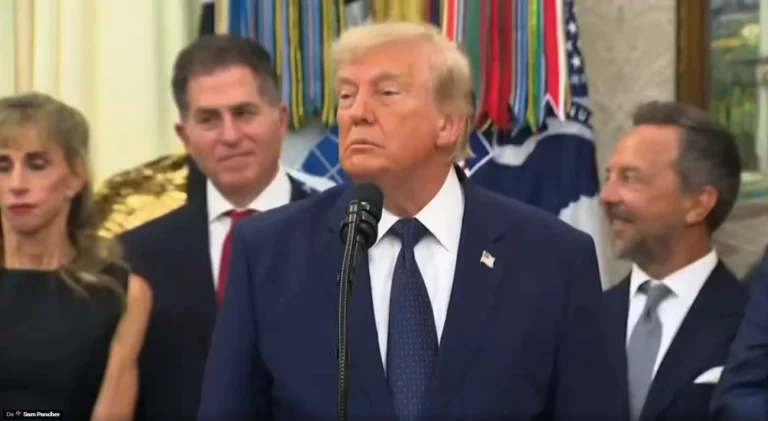 Trump diz que mandou FIFA cancelar o cartão vermelho contra o jogador americano