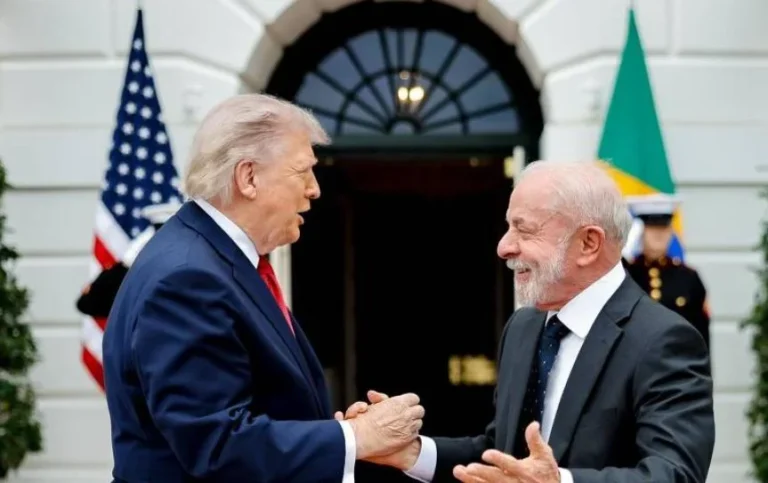 EUA anunciam tarifa de 25% contra o Brasil e apontam Lula como culpado