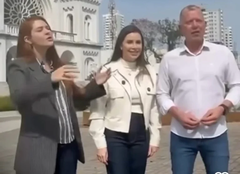 Ana Campagnolo se recusa a pedir voto para Carlos Bolsonaro e abandona gravação