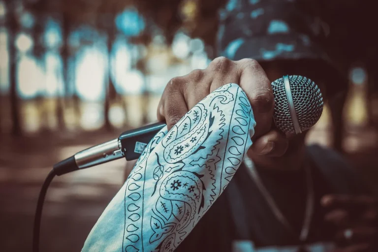 Urgente: Câmara avança com adoção de hip hop nas escolas públicas