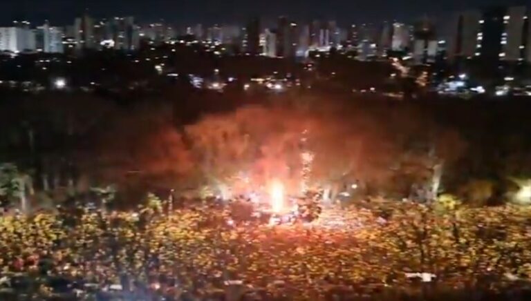 Bloquinho 22 leva multidão a Teresina (PI)